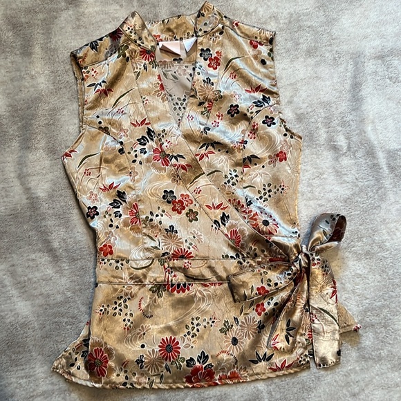 Xhilaration Floral Satin Wrap Top - Picture 9 of 15